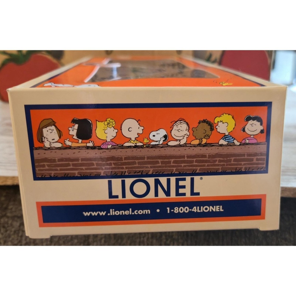 Lionel 6-37082 Peanuts Trick-or-Treat Animated Gondola O Gauge - NIB - Picture 12 of 15